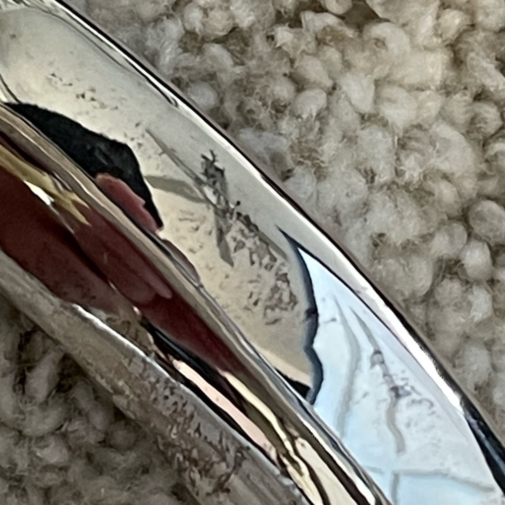 Silver bangle - Picture 6 of 8